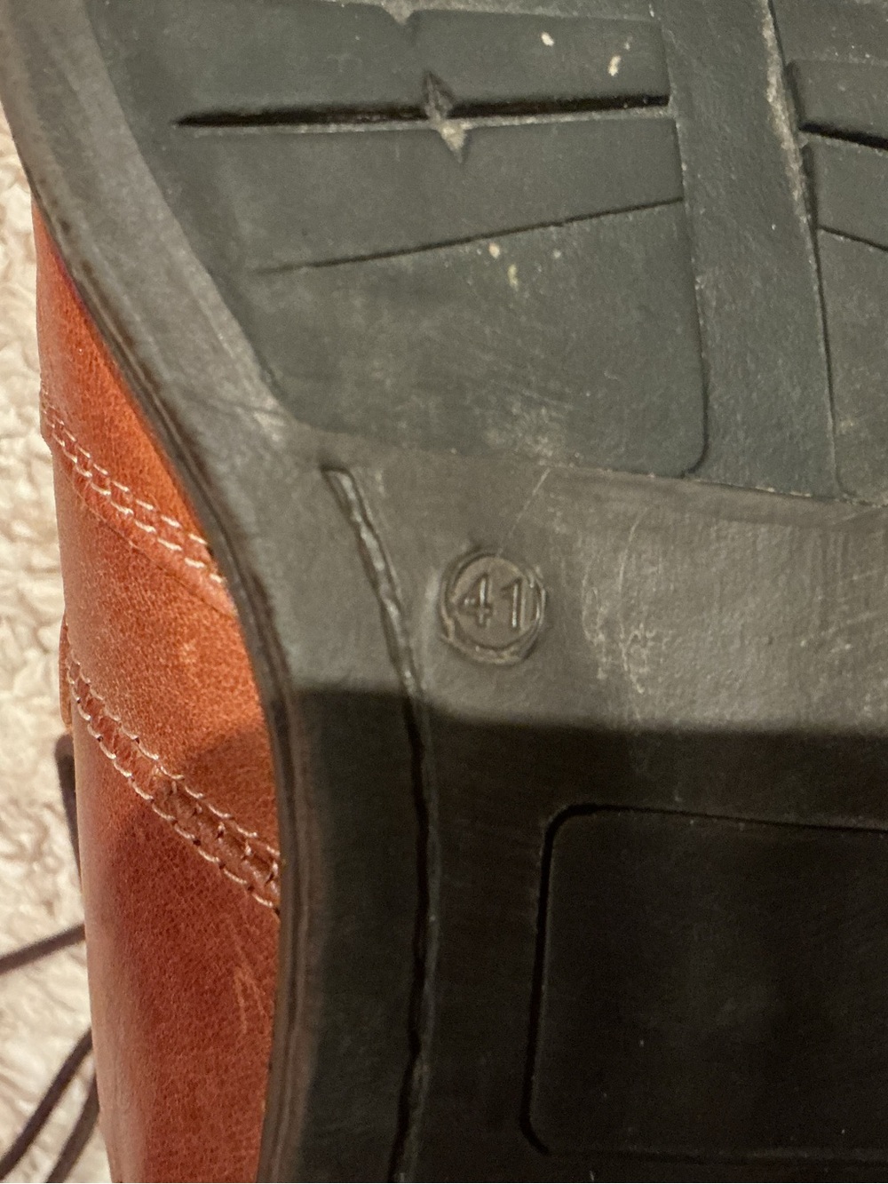 Men's Tan Leather Chukka Boots with Contrast Stitching - Picture 7 of 8